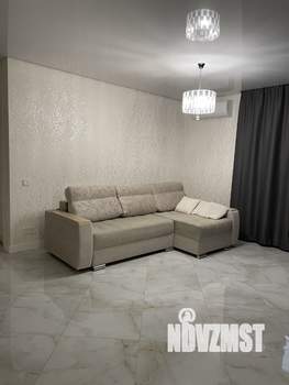 Студия квартира, вторичка, 63м2, 1/9 этаж