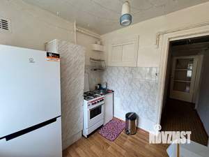 2-к квартира, вторичка, 42м2, 1/3 этаж