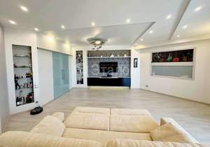 3-к квартира, вторичка, 131м2, 13/15 этаж