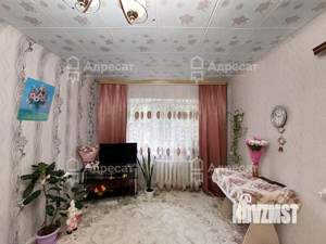 2-к квартира, вторичка, 42м2, 1/4 этаж