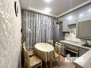 2-к квартира, вторичка, 42м2, 1/5 этаж