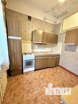 2-к квартира, вторичка, 61м2, 1/5 этаж