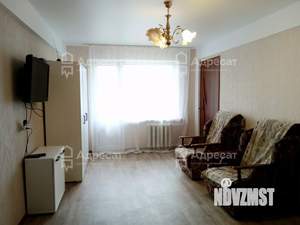 4-к квартира, вторичка, 60м2, 3/5 этаж
