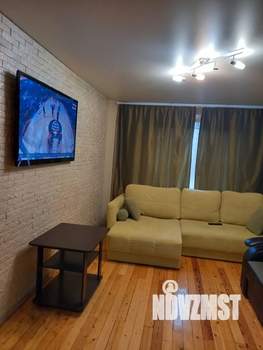 2-к квартира, вторичка, 60м2, 1/9 этаж