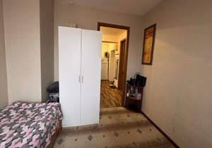 1-к квартира, вторичка, 42м2, 4/4 этаж