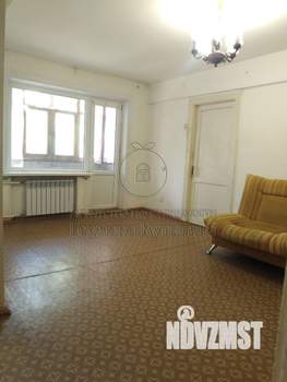 3-к квартира, вторичка, 58м2, 2/5 этаж