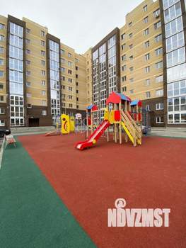 2-к квартира, вторичка, 52м2, 1/9 этаж