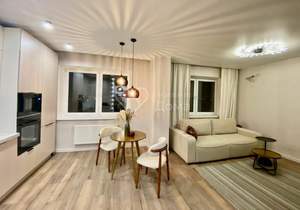 2-к квартира, вторичка, 50м2, 10/19 этаж