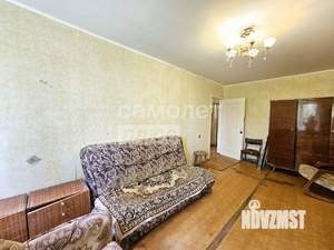 3-к квартира, вторичка, 61м2, 1/5 этаж