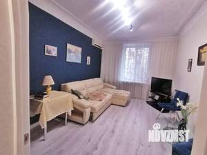 2-к квартира, вторичка, 60м2, 1/5 этаж