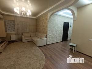 2-к квартира, вторичка, 60м2, 1/4 этаж
