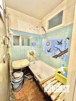 2-к квартира, вторичка, 46м2, 9/9 этаж