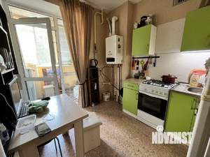2-к квартира, вторичка, 38м2, 1/4 этаж
