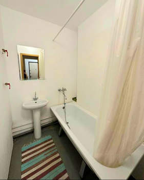 2-к квартира, вторичка, 46м2, 9/9 этаж