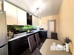 3-к квартира, вторичка, 70м2, 9/9 этаж