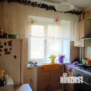 2-к квартира, вторичка, 41м2, 1/5 этаж