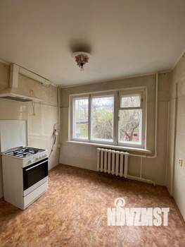 2-к квартира, вторичка, 49м2, 1/9 этаж