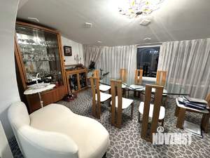 4-к квартира, вторичка, 157м2, 3/10 этаж