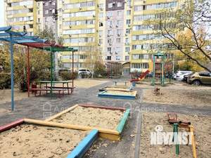 2-к квартира, вторичка, 54м2, 1/10 этаж