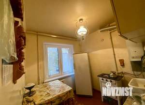 2-к квартира, вторичка, 45м2, 1/5 этаж