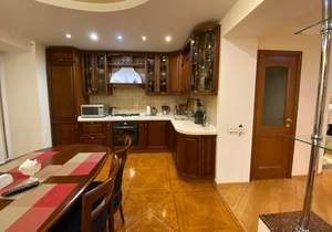 3-к квартира, вторичка, 118м2, 2/10 этаж