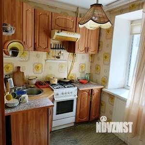 3-к квартира, вторичка, 53м2, 1/9 этаж