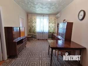 4-к квартира, вторичка, 62м2, 1/5 этаж