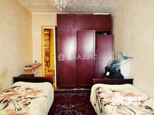 3-к квартира, вторичка, 63м2, 1/5 этаж