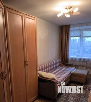4-к квартира, вторичка, 74м2, 9/9 этаж