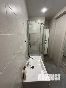 Студия квартира, вторичка, 40м2, 2/17 этаж