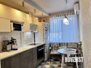 3-к квартира, вторичка, 64м2, 1/9 этаж