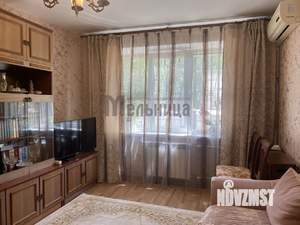 2-к квартира, вторичка, 52м2, 1/9 этаж