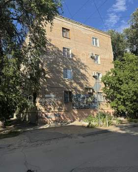 2-к квартира, вторичка, 41м2, 1/4 этаж