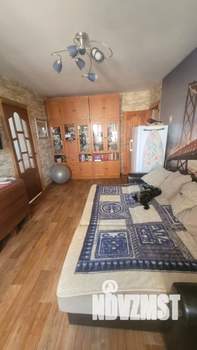 4-к квартира, вторичка, 61м2, 5/5 этаж