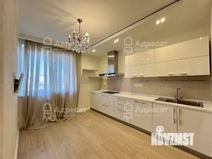 3-к квартира, вторичка, 104м2, 13/18 этаж