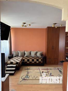 3-к квартира, вторичка, 74м2, 9/9 этаж