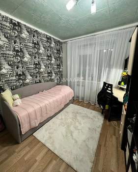 3-к квартира, вторичка, 65м2, 9/9 этаж