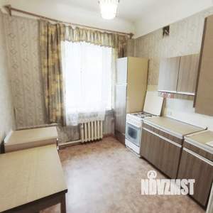 2-к квартира, вторичка, 61м2, 1/5 этаж