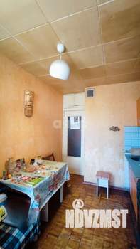 2-к квартира, вторичка, 54м2, 1/9 этаж