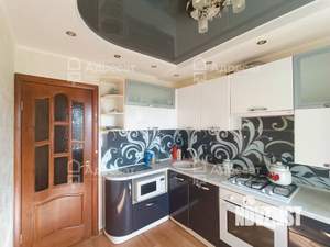 4-к квартира, вторичка, 72м2, 9/9 этаж