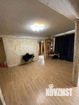 3-к квартира, вторичка, 58м2, 1/4 этаж