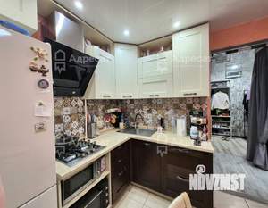 2-к квартира, вторичка, 42м2, 1/5 этаж