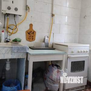 2-к квартира, вторичка, 37м2, 2/2 этаж