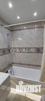 2-к квартира, вторичка, 61м2, 1/4 этаж