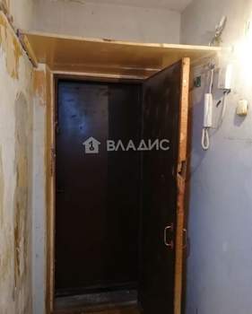 2-к квартира, вторичка, 46м2, 4/4 этаж