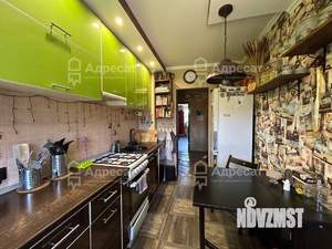 3-к квартира, вторичка, 63м2, 5/5 этаж