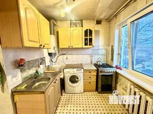 4-к квартира, вторичка, 59м2, 5/5 этаж