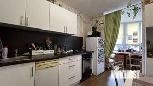 2-к квартира, вторичка, 66м2, 1/10 этаж