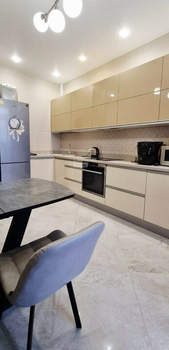 2-к квартира, вторичка, 70м2, 16/23 этаж