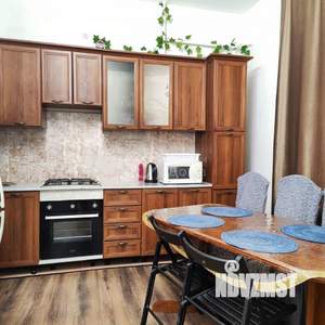 2-к квартира, вторичка, 57м2, 1/9 этаж